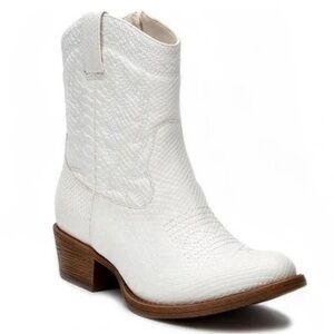 🆕 Coconuts by Matisse Western Boots